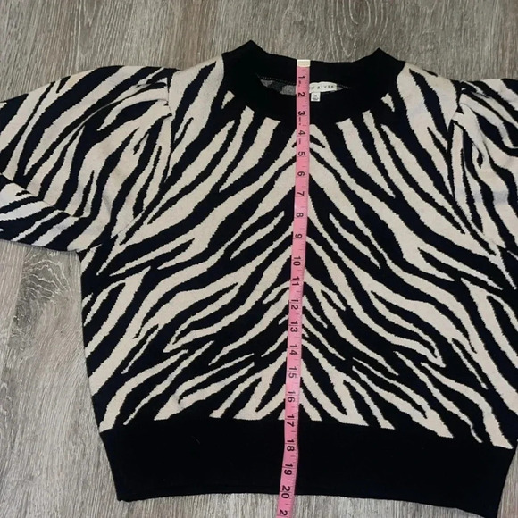 Anthropologie Moon River Lucius Zebra Print Puff Sleeve Sweater medium lucija - Picture 6 of 8